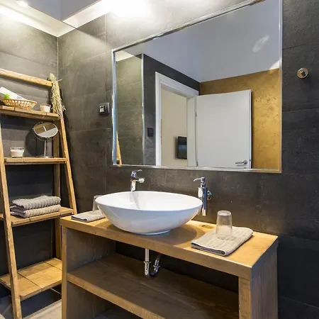 Casta Diva Homestay Viskovici